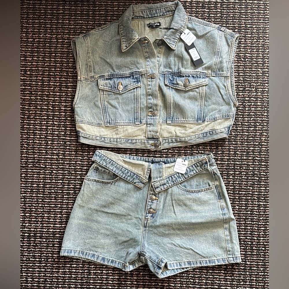 Brenda Washed Denim Short Set -
Vintage Wash
